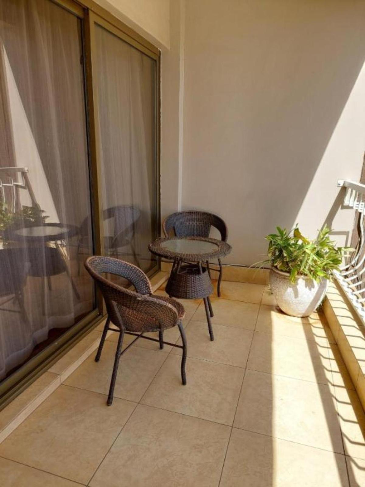 Eldon & Apartment *